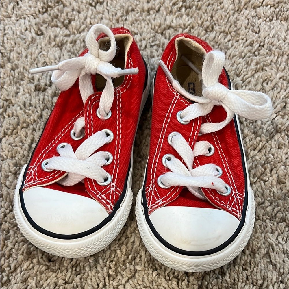 Kids Red Converse Sneakers - Picture 1 of 3